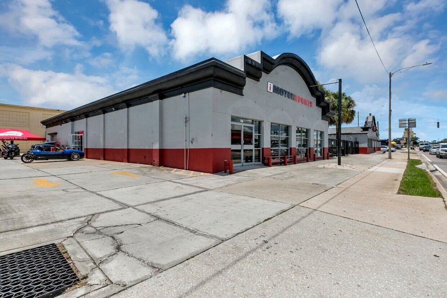 The freestanding showroom building at 46 North Orange Blossom Trail in Orlando.