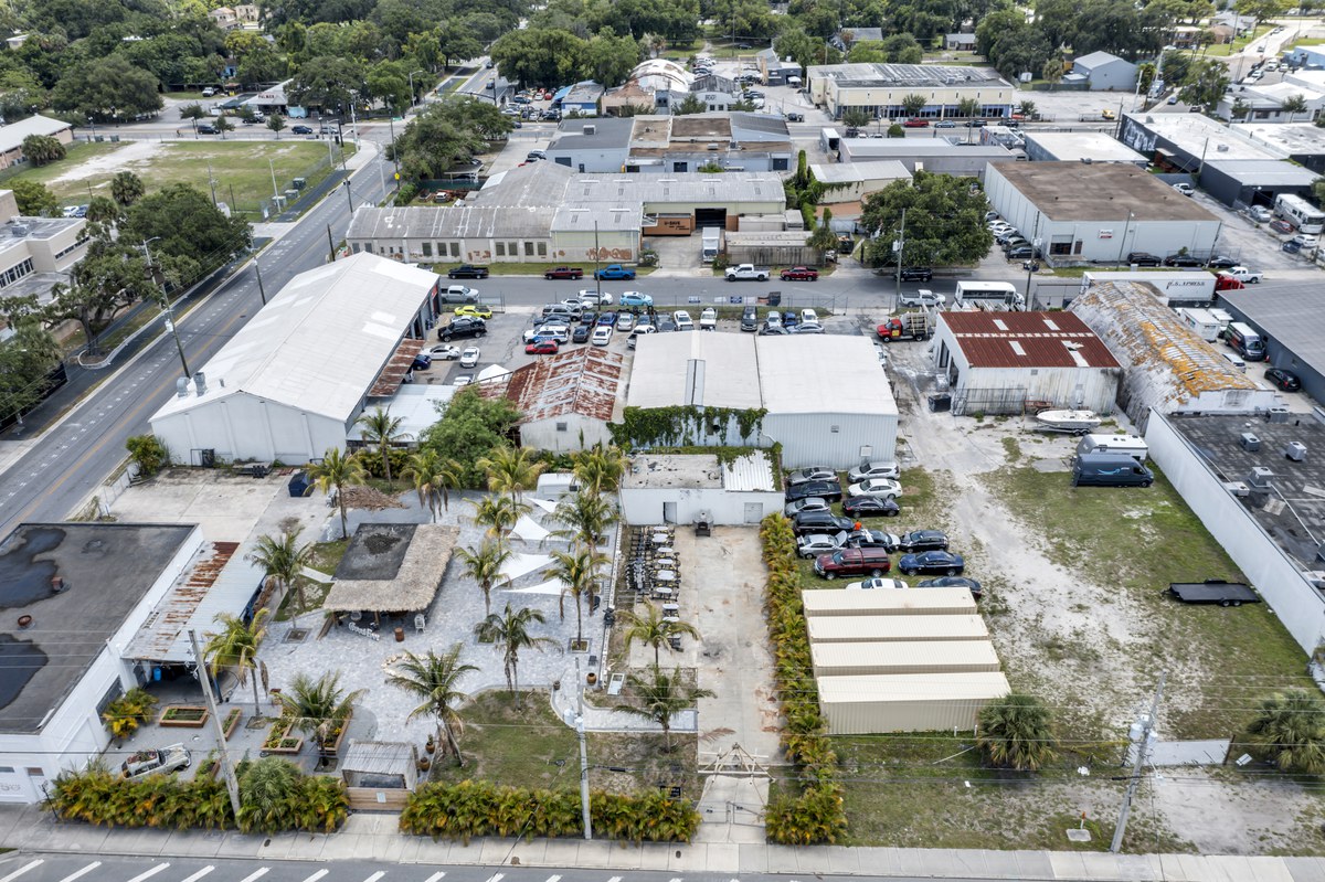 Aerial directly over the West Pine Street block.
