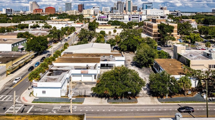 Aerial of 17 South Westmoreland in Orlando, downtown behind it.